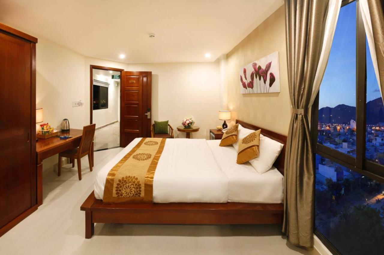Son Tra Green Hotel & Apartment Da Nang Bagian luar foto